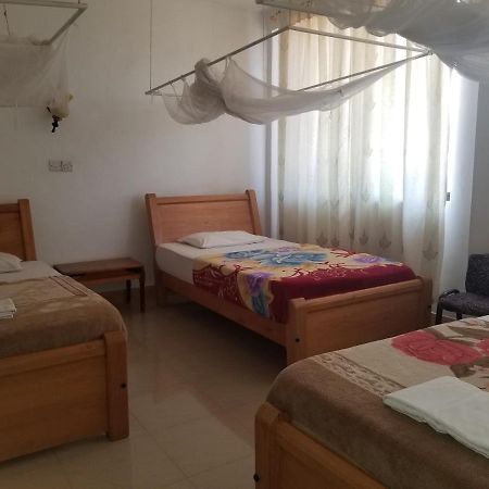 Hotel Buffalo Moshi Luaran gambar
